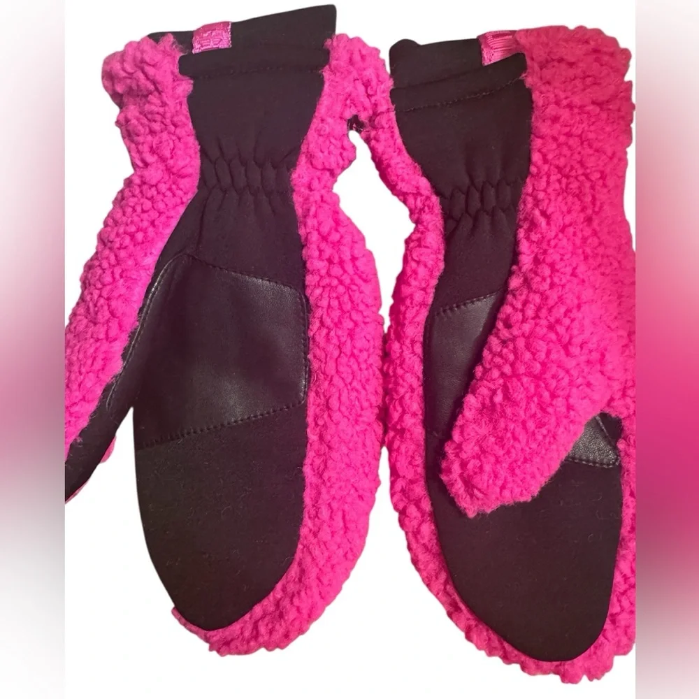UGG Sherpa Mittens – Rock Rose – S/M - Picture 2 of 10